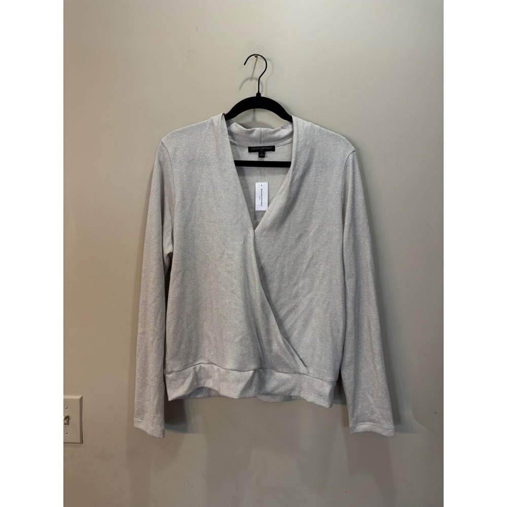NWT Banana Republic Factory Beige Shimmer Knit Wrap‎ Top Long Sleeve Silver L
